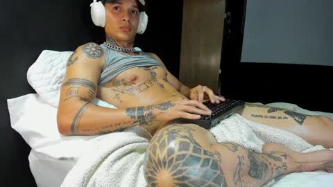 Snapshot of george_prince2 chatting on 01-11-25, 07:28 independent model online show from 01-11-25, 07:28