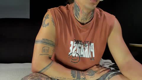 Snapshot of george_prince2 chatting on 10-21-25, 11:27 independent model online show from 10-21-25, 11:27