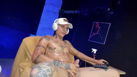 Snapshot of george_prince2 chatting on 03-09-26, 09:08 independent model online show from 03-09-26, 09:08