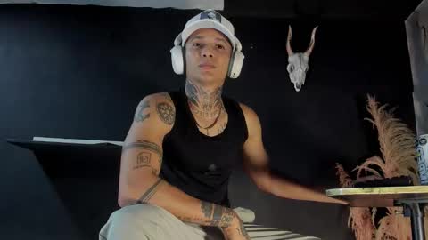 Snapshot of george_prince2 chatting on 03-19-26, 01:42 independent model online show from 03-19-26, 01:42