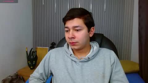 Snapshot of georgesmith_1 chatting on 04-19-26, 04:12 GEORGE online show from 04-19-26, 04:12