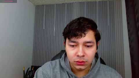 Snapshot of georgesmith_1 chatting on 05-14-26, 03:35 GEORGE online show from 05-14-26, 03:35