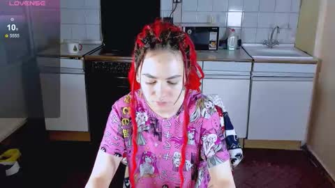 Georgia G online show from 12-21-25, 06:04