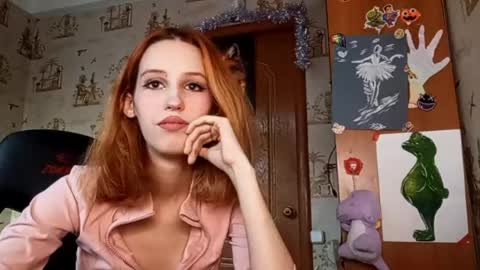 Ellie online show from 04-21-26, 03:39