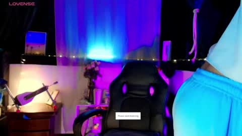 Snapshot of georgina_moschino chatting on 06-17-26, 03:31 georgina_moschino online show from 06-17-26, 03:31