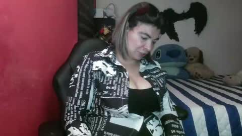 Snapshot of georginadoll1 chatting on 05-09-26, 11:43 Georgina online show from 05-09-26, 11:43