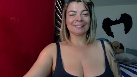 Snapshot of georginadoll1 chatting on 05-28-26, 02:14 Georgina online show from 05-28-26, 02:14
