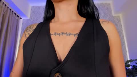 Kendal  online show from 02-13-26, 02:13