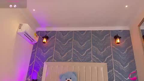 Snapshot of geral_johansson chatting on 11-12-25, 12:27 online show from 11-12-25, 12:27