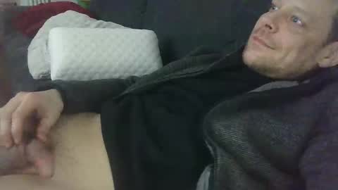 German33FFM1 online show from 02-19-25, 06:00