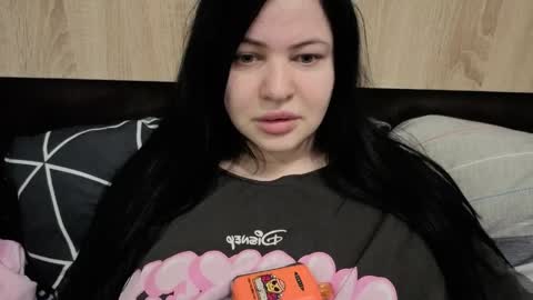 Eva online show from 05-10-26, 02:22