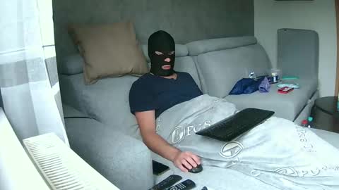 germanboy2601 online show from 10-04-25, 07:39