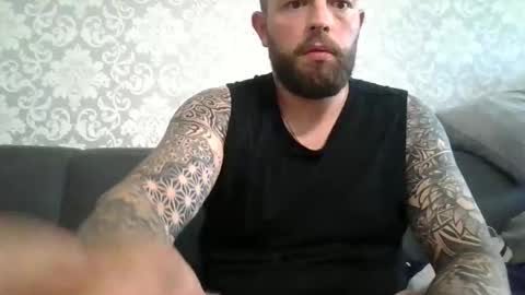 Snapshot of germanboy27384 chatting on 05-10-26, 04:34 germanboy27384 online show from 05-10-26, 04:34
