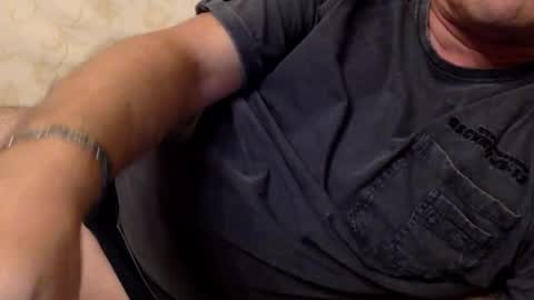 Snapshot of germangay32 chatting on 11-02-25, 07:27 germangay32 online show from 11-02-25, 07:27