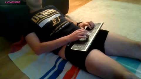 Snapshot of germanpenis90 chatting on 02-22-25, 11:03 Nick online show from 02-22-25, 11:03