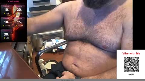 Snapshot of geronimo_431 chatting on 12-09-24, 07:39 Daddy Jokes online show from 12-09-24, 07:39