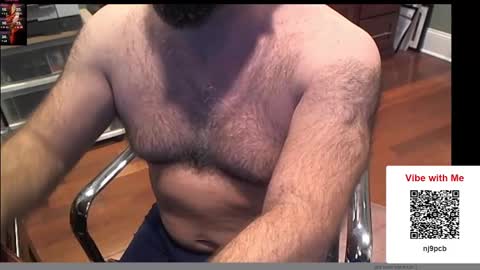 Snapshot of geronimo_431 chatting on 02-20-25, 03:45 Daddy Jokes online show from 02-20-25, 03:45