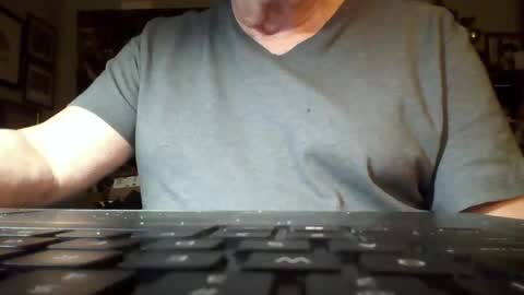 Snapshot of gerrardjj chatting on 12-02-24, 12:09 Jason online show from 12-02-24, 12:09