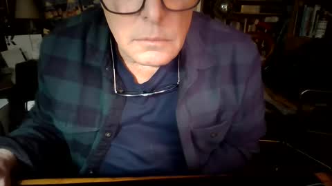 Snapshot of gerrardjj chatting on 02-20-25, 10:04 Jason online show from 02-20-25, 10:04