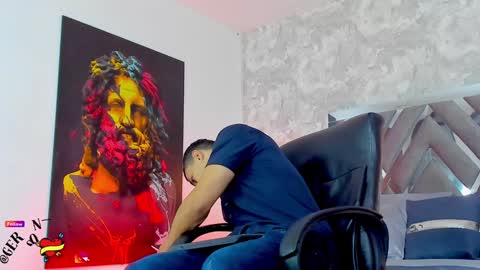 Snapshot of gerson_zt chatting on 01-14-25, 04:04 im Gerson online show from 01-14-25, 04:04