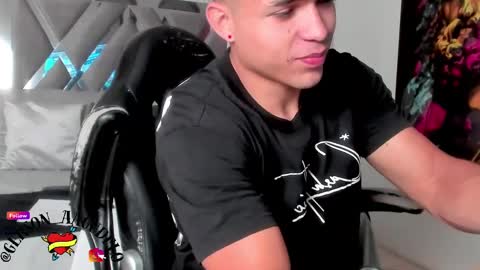 Snapshot of gerson_zt chatting on 03-10-25, 02:50 im Gerson online show from 03-10-25, 02:50