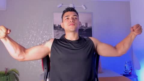 Snapshot of gerson_zt chatting on 09-10-25, 09:48 im Gerson online show from 09-10-25, 09:48