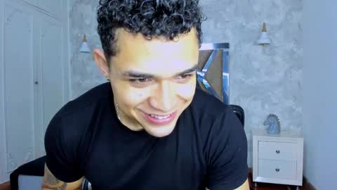 Snapshot of gerson_zt chatting on 10-18-25, 06:41 im Gerson online show from 10-18-25, 06:41