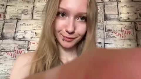 Sophie online show from 07-29-26, 05:16