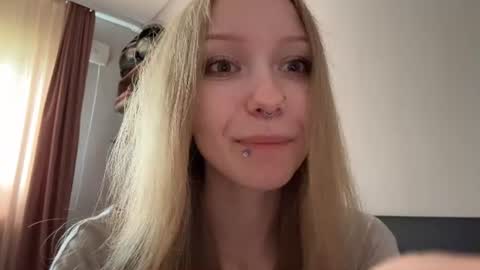Sophie online show from 08-01-26, 07:18