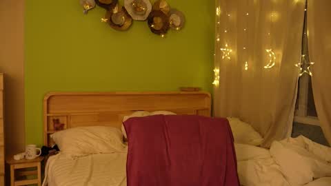 Anna online show from 09-13-25, 01:00