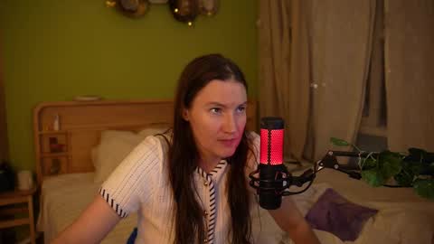 Anna online show from 09-20-25, 02:07