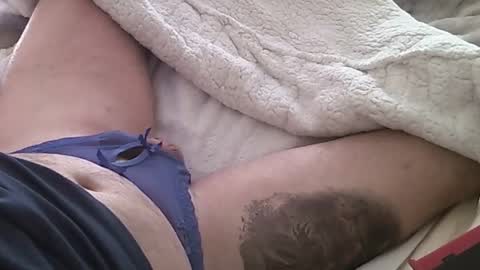 Snapshot of getmehard4213 chatting on 03-07-25, 05:49 Luscious online show from 03-07-25, 05:49