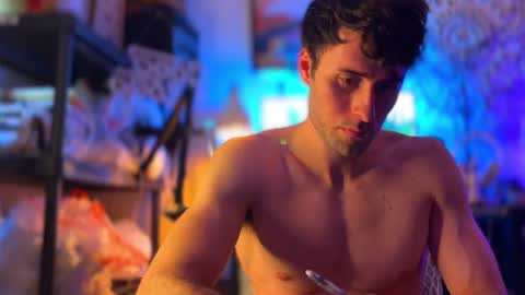 big boy ghost face online show from 10-03-25, 08:39