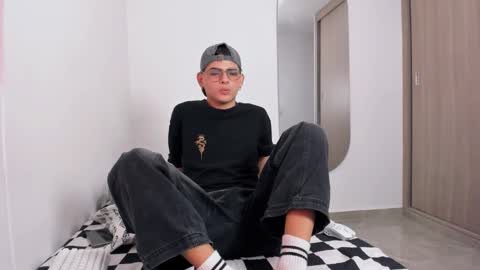 Vicent Campoli online show from 03-04-26, 01:22