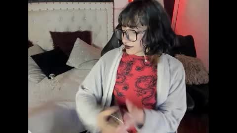 Allison  online show from 02-04-25, 04:29