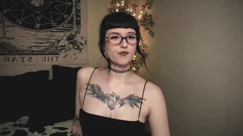 Snapshot of ghoticspectre chatting on 04-15-26, 05:31 ghoticspectre online show from 04-15-26, 05:31