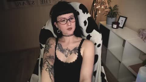 Snapshot of ghoticspectre chatting on 04-24-26, 04:42 ghoticspectre online show from 04-24-26, 04:42