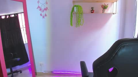 giaaaa   online show from 05-06-26, 06:02
