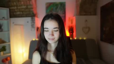 Gia Paige18 online show from 02-04-25, 09:17