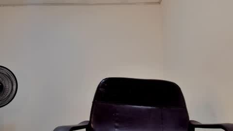 GIA WHITE Independet  online show from 05-11-26, 05:54