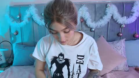 Gia online show from 12-27-24, 05:37