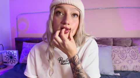 Gia online show from 01-27-25, 02:24