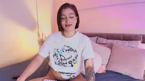 Gia online show from 03-05-25, 02:56