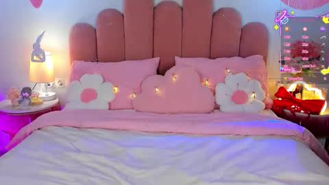 Gia online show from 12-01-25, 01:27