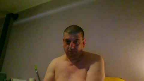 Snapshot of giaco1982 chatting on 06-17-26, 04:15 samuel online show from 06-17-26, 04:15