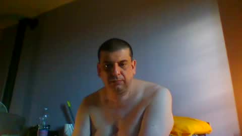 Snapshot of giaco1982 chatting on 06-25-26, 05:07 samuel online show from 06-25-26, 05:07