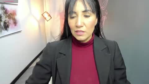 Snapshot of giafox_ chatting on 12-04-24, 12:58 G I A FOX online show from 12-04-24, 12:58