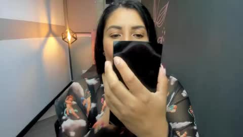Snapshot of giafox_ chatting on 02-06-25, 12:16 G I A FOX online show from 02-06-25, 12:16