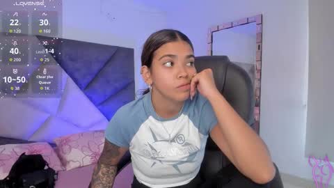 Gia  online show from 03-26-26, 06:46