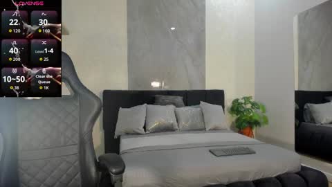 Snapshot of gian_rossii chatting on 07-06-26, 11:07 GIAN online show from 07-06-26, 11:07